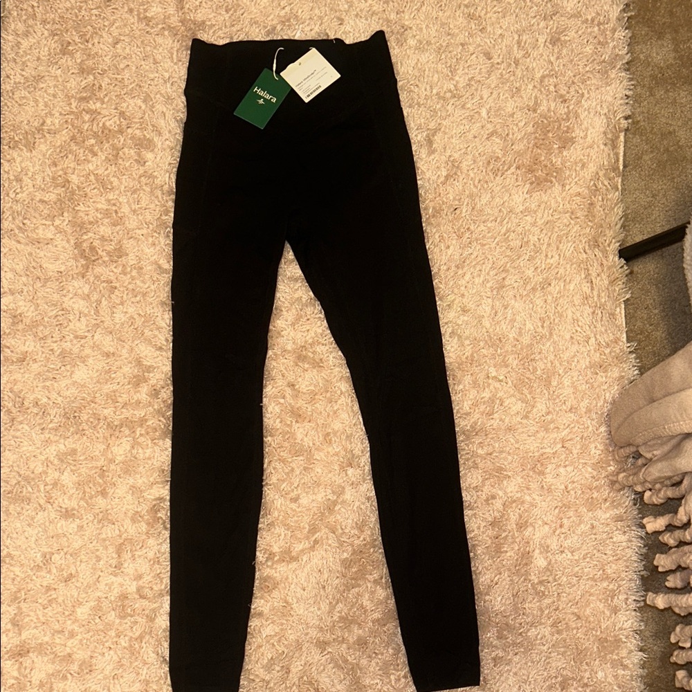 Halara butt scrunch leggings